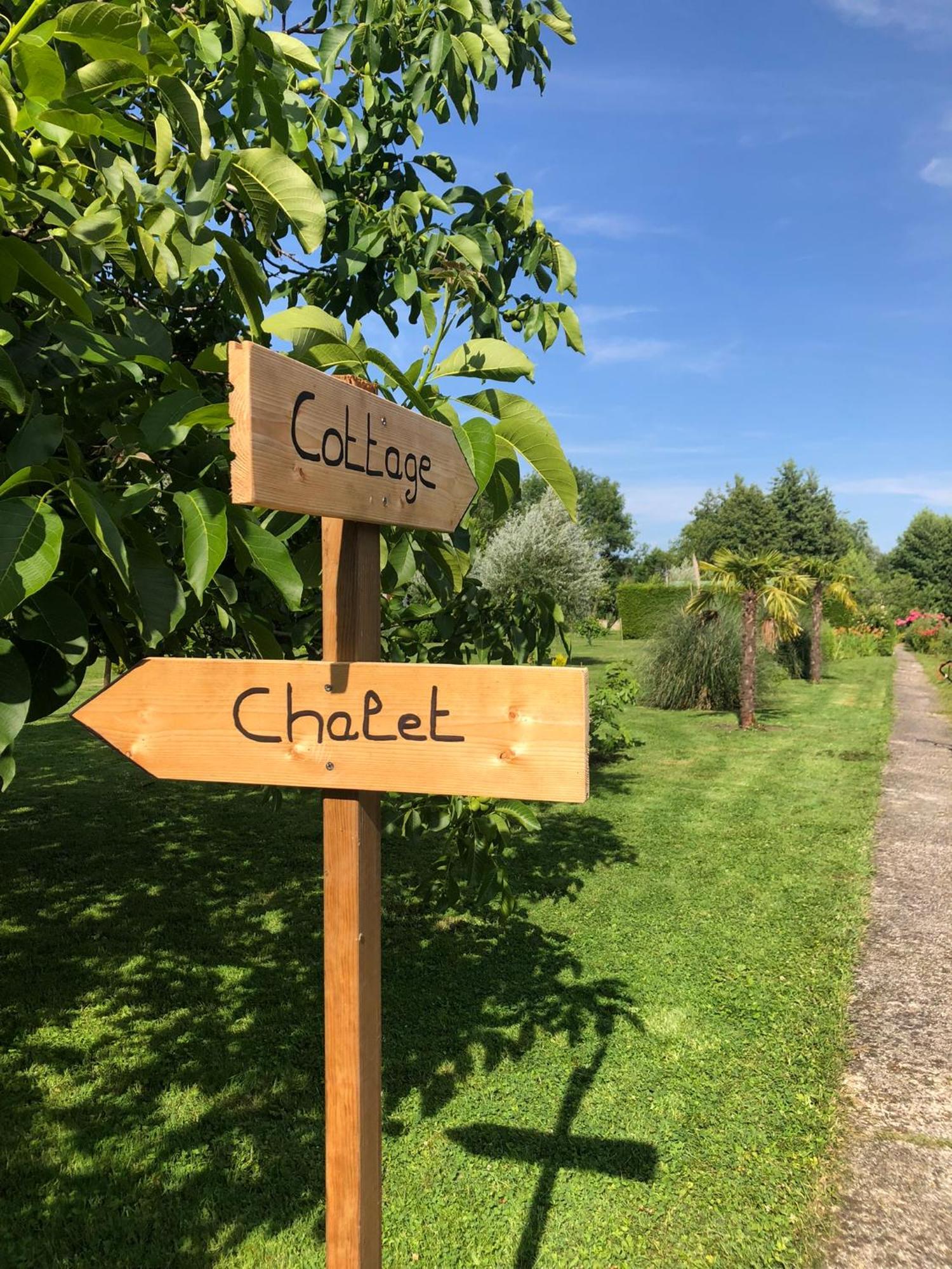 Le Chalet Des Hortillonnages アミアン エクステリア 写真
